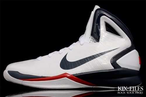 nike-hyperdunk-2010-usa-chris-bosh-1