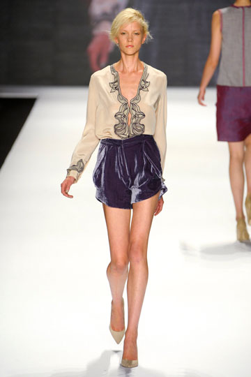 Vivienne Tam Spring 2012 Vivienne Tam Spring 2012